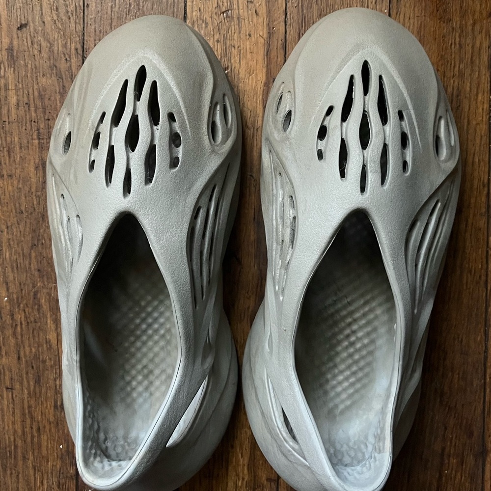 Yeezy Foam Runner
